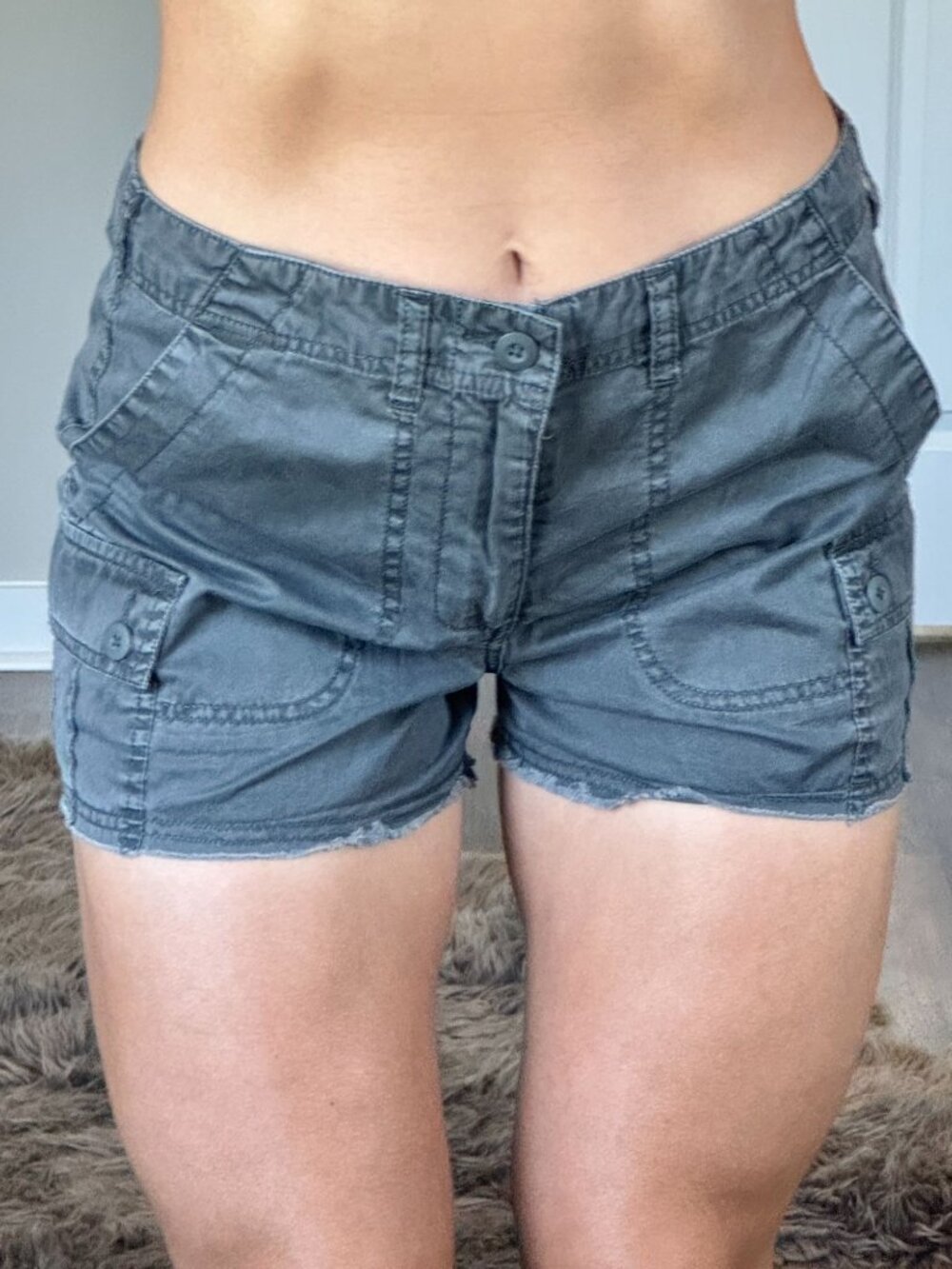 Witty Fox Gray Mid Rise Cargo Shorts Womens 9/29 Hiking Gorpcore Grunge Festival